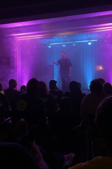 Marc Sueper performing on stage